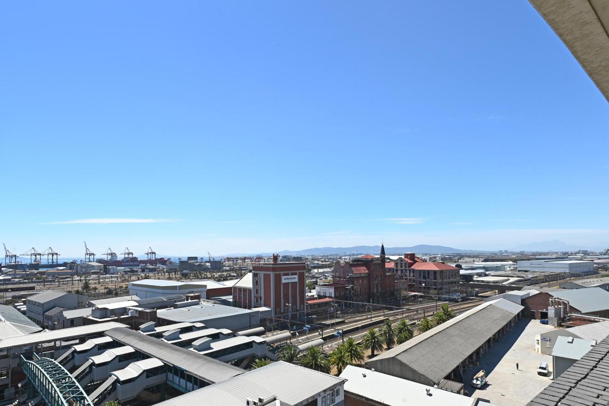 Industrial-chic With Dockyard Views Wex 1 Apartment *